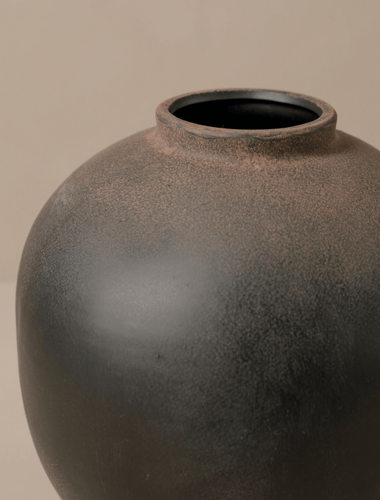 Alia Ceramic Vase - Black