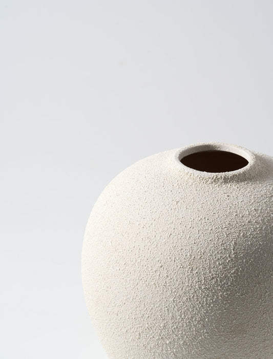 Zoe Ceramic Vase - Beige