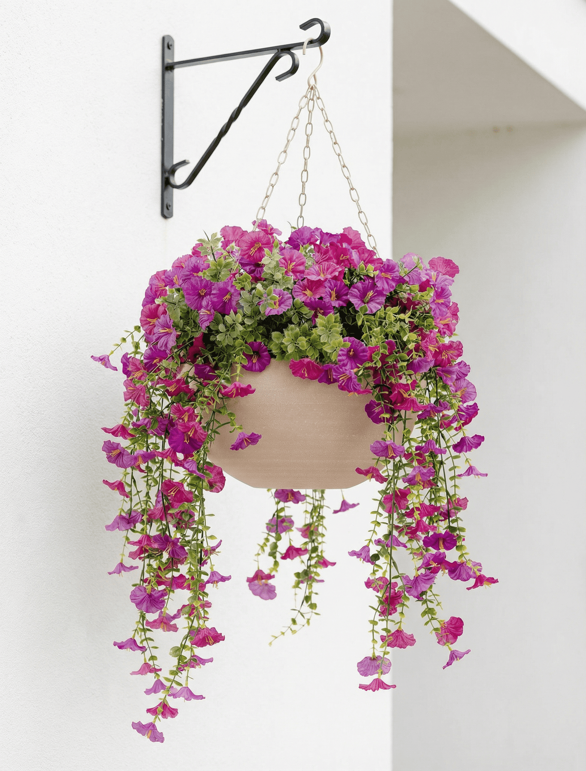 Iris Iron Hanging Basket - Beige
